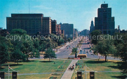 73080025 Toronto Canada University Avenue Looking South Toronto Canada - Unclassified