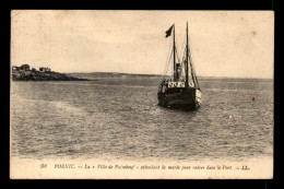 44 - PORNIC - BATEAU LA VILLE DE PAIMBOEUF ATTENDANT LA MAREE POUR ENTREE DANS LE PORT - Pornic