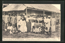 CPA Missions Des P. P. Du Saint-Esprit, Missionar Inmitten Einer Gruppe Afrikaner  - Unclassified