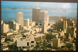 CPSM MIAMI (Etats Unis) Aerial View Of Tropical Miami With Biscayne Bay In The Background - Miami