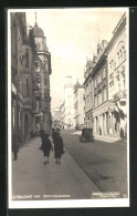 AK Gablonz / Jablonec Nad Nisou, Strassenpartie Der Rathausgasse  - Tsjechië