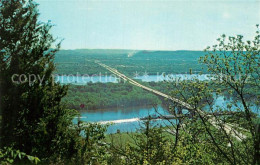 72938585 La_Crescent Minnesota Bluffs Mississippi River Valley  - Andere & Zonder Classificatie