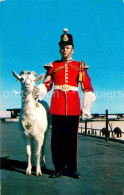 72769314 Kingston Ontario David Maskottchen Vom Der Fort Henry Guard Kingston On - Ohne Zuordnung