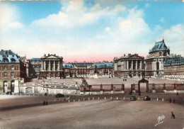 78  VERSAILLES LE CHÂTEAU ET LA PLACE D ARMES - Versailles (Château)