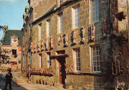 29 LOCRONAN  - Locronan