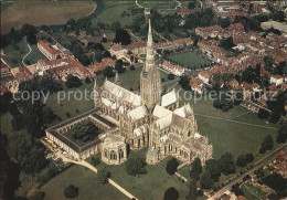 72416408 Salisbury Wiltshire Cathedral Aerial View Salisbury - Autres & Non Classés