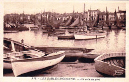 85 - Vendée -  LES SABLES D'OLONNE - Un Coin Du Port - Sables D'Olonne