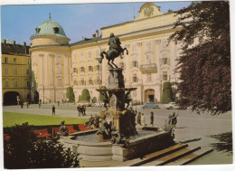 Innsbruck: 2x VW 1200 KÄFER/COX, FIAT 500, 1100, OPEL REKORD A -  Leopoldsbrunnen - Hofburg - (Österreich/Austria) - Passenger Cars