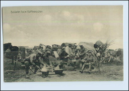 P3C00/ Soldaten Beim Kaffeekochen 1. Weltkrieg Ak Ca.1915 - War 1914-18