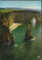 Etretat - La Porte D'Aval, L'Aiguille Et La Manneporte "Vu Du Ciel Par Alain Perceval" - (P) - Etretat