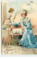 N°17332 - Carte Gaufrée - Fröhliche Ostern - Une Jeune Femme, Et Une Jeune Fille Près D'un Mouton - Easter