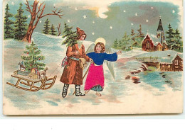 N°10561 - Carte Gaufrée - Ange Gardien (habits En Tissu) Guidant Le Père Noël - Other & Unclassified