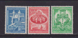 CZECHOSLOVAKIA  - 1961 Five Year Plan Set Never Hinged Mint - Unused Stamps