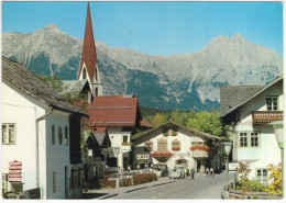 Seefeld In Tirol: LAND ROVER, VW 1200 KÄFER/COX, 'BULLI' BUS, PEUGEOT 404 - Café, Dorfstrasse - (Tirol, Austria) - Turismo