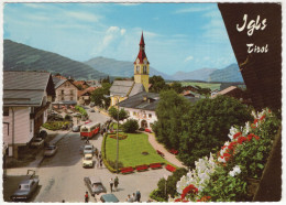 Igls: 2x CITROËN DS, AMI, RENAULT 8, VW 1500 T3, FORD TAUNUS 17M P3,  AUTOBUS - Dorfplatz - (Tirol, Austria) - Turismo