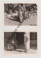 2 Photos Originales C.1955 Légionnaire En Algérie Devant échopes Souk - Sergent Chef Uniforme 12,5x9 Cm Légion étrangère - Oorlog, Militair