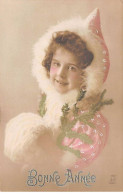 Nouvel An - N°84028 - Bonne Année - Jeune Fille Avec Un Manteau à Capuche - New Year