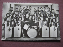 CPA PHOTO 21 DIJON Amicale Des Jeunes Accordéonistes Dijonnais Directeur Lino NECCHI 1960 Avec Dédicasse De Mr NECCHI - Dijon