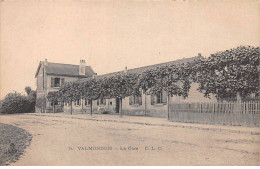 95 - VALMONDOIS - SAN50942 - La Gare - Carte Pub - Les Grands Magasins D'Habillement A La Gaité - Valmondois