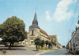 18. N° Kri10294 . Chateaumeillant  .l'eglise  . N°1 . Edition Du Lys  . Cpsm 10X15 Cm . - Châteaumeillant