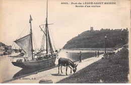 22 - SAINT BRIEUC LEGUE - SAN47269 - Le Port - Sortie D'un Voilier - Saint-Brieuc