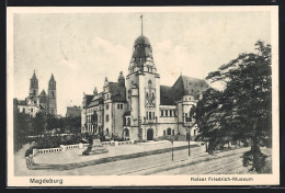 AK Magdeburg, Am Kaiser Friedrich-Museum  - Maagdenburg