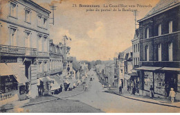 76 - BONSECOURS - SAN49366 - La Grand'Rue Vers Péruwelz Prise Du Portail De La Basilique - Bonsecours