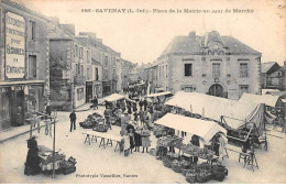 44 - SAVANAY - SAN57020 - Place De La Mairie Un Jour De Marché - Agriculture - Savenay