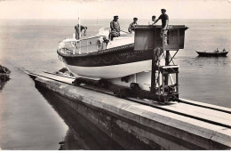 50 - BARFLEUR - SAN50479 - Le Canal De Sauvetage - CPSM 14x9 Cm - Barfleur