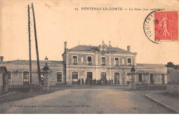 85 - FONTENAY LE COMTE - SAN54797 - La Gare - Vue Extérieure - Fontenay Le Comte