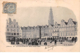 62 - ARRAS - SAN46534 - Un Coin Du Marché De La Grand'Place - Arras