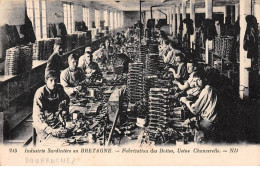 29 - DOUARNENEZ - SAN48804 - Industrie Sardinière En Bretagne - Fabrication Des Boites - Usine Chancerelle - Douarnenez