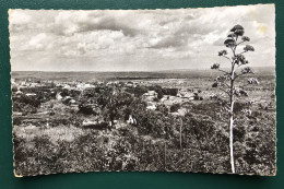 Vue Générale De Berberati, Lib "Au Messager", N° 1450 - Centraal-Afrikaanse Republiek