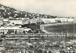 06 - Cannes - Le Port, Le Casino Municipal Et La Croisette - Carte Dentelée - CPSM Grand Format - Voir Scans Recto-Verso - Cannes