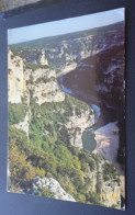 Les Gorges De L'Ardèche - La Route Touristique; Vue Sur Les Gorges Depuis Le Bekvédère De Gaud - Autres & Non Classés