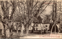 Chateau De Barbazan Cour D Honneur - Barbazan