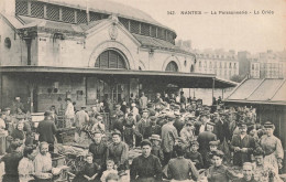 Nantes * La Poissonnerie Et La Criée * Foire Marchands De Poissons - Nantes