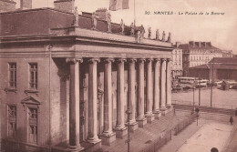 Nantes * Place Et Palais De La Bourse - Nantes