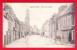 F-80-Doullens-02P62 La Rue Du Bourg, Commerces, Cpa BE - Doullens