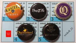 5 Capsules De Bière   Lot N° 25-3 - Beer