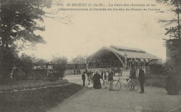 CPA22- SAINT-BRIEUC- La Gare Des Chemins De Fer Départementaux Et L'entrée Du Jardin Du Palais De Justice - Saint-Brieuc