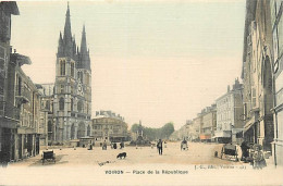 - Dpts Div.-ref-BN212- Isère - Voiron - Place De La République - Carte Toilée Colorisée - - Voiron