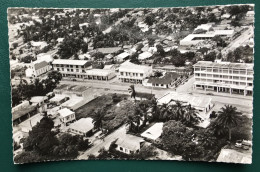 Douala, Avenue R. Poincaré, Lib "Au Messager", N° 1565 - Cameroun