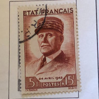 Timbre 580 Pétain, Oblitéré Cote 20€ - Usados