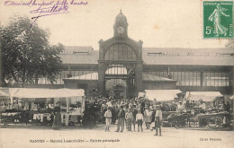 Nantes * Le Marché Lamoricière * Entrée Principale * Marchands Foire - Nantes