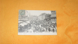 CARTE POSTALE ANCIENNE CIRCULEE DE 1905../ CAMBRAI.- UN JOUR DE GRAND MARCHE...CACHETS + TIMBRE - Cambrai