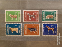 1974	Bulgaria	Animals    (F91) - Nuevos