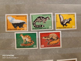 1985	Bulgaria	Animals (F91) - Nuevos