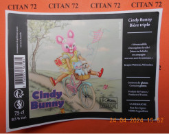 1  ETIQUETTE  De  BIERE   BRASSERIE   LA  DEBAUCHE  CINDY  BUNNY  16000 ANGOULEME   75 CL - Beer