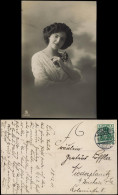 Ansichtskarte Leben - Frau Fotokunst Anmutig 1911  Gel. Stempel Colmar Elsaß - Personaggi